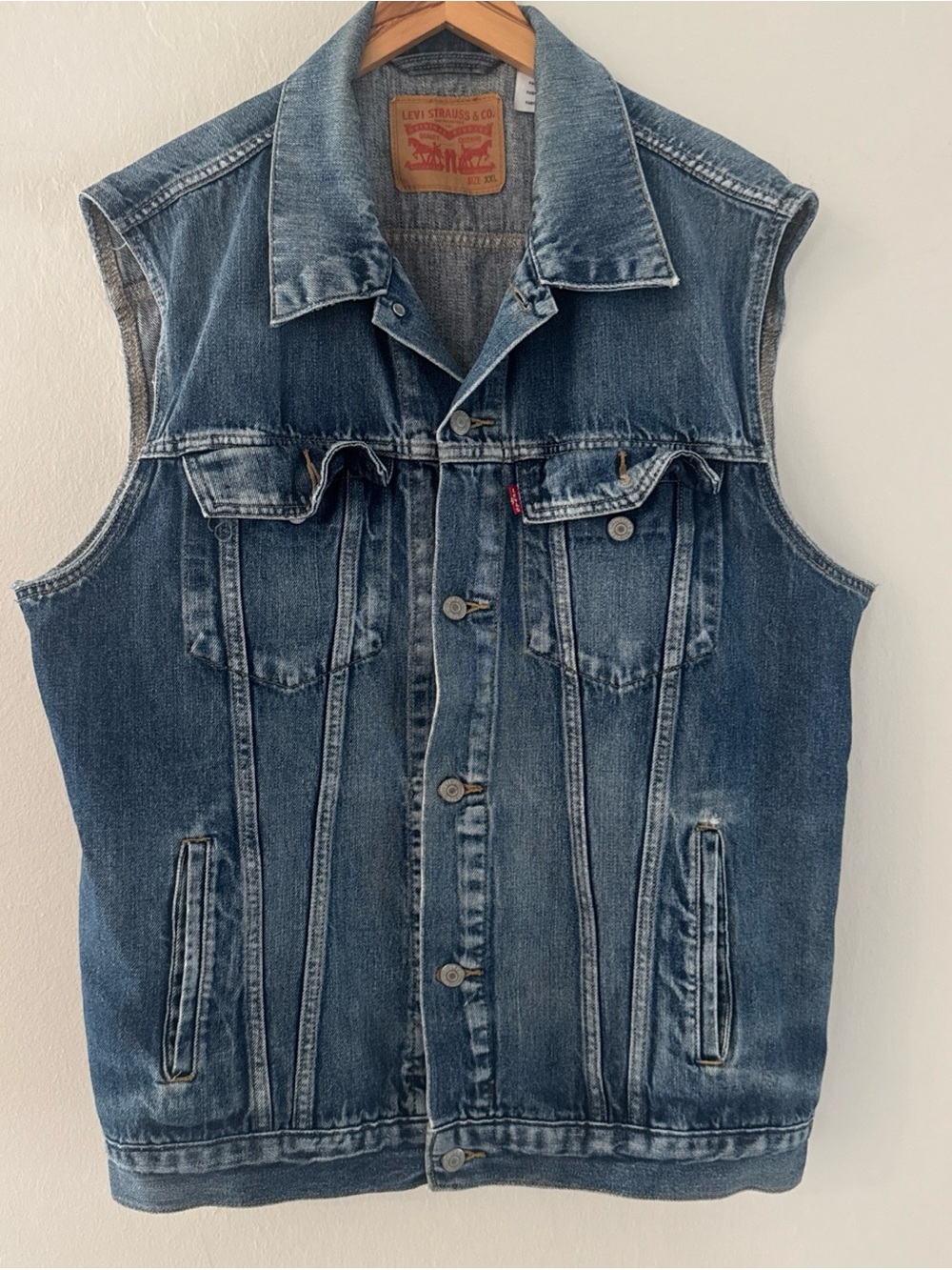 LEVIS MENS 2XL BLUE DENIM TRUCKER VEST JACKET 2016 CASUAL WESTERN BIKER